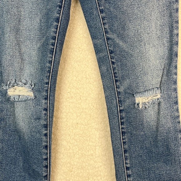 BlankNYC Womens Distressed The Reade Crop Jeans SIZE 26 - Picture 4 of 12